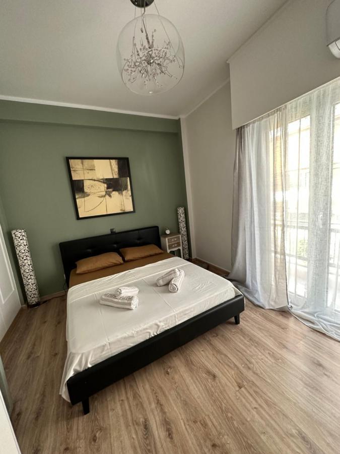 Cozy Apartment With Parking Near The City Center Atina Dış mekan fotoğraf
